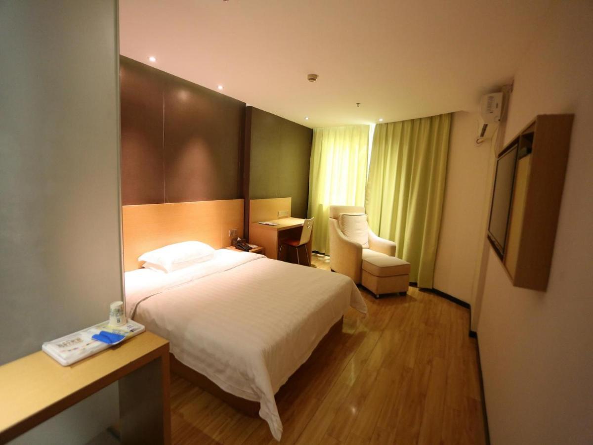 7Days Inn Yunfu Luoding Central Bagian luar foto