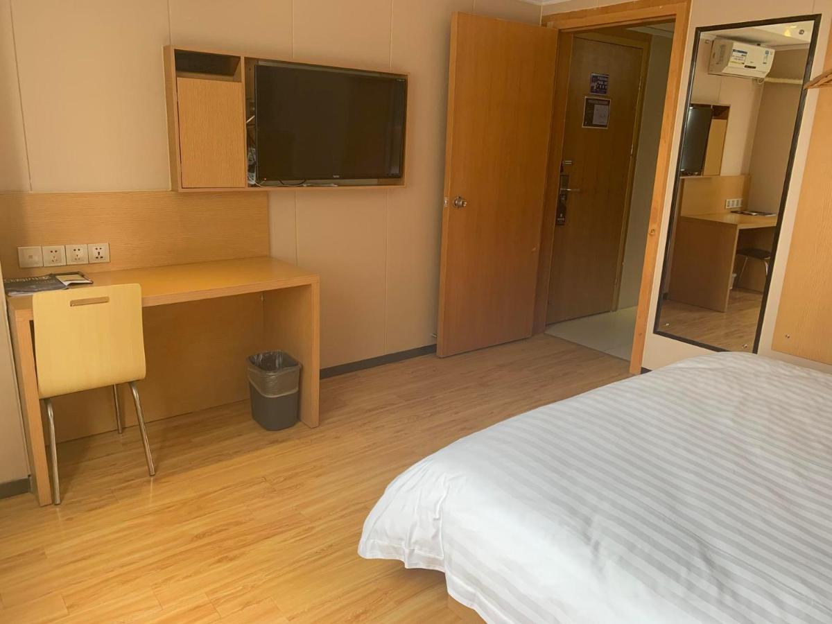 7Days Inn Yunfu Luoding Central Bagian luar foto